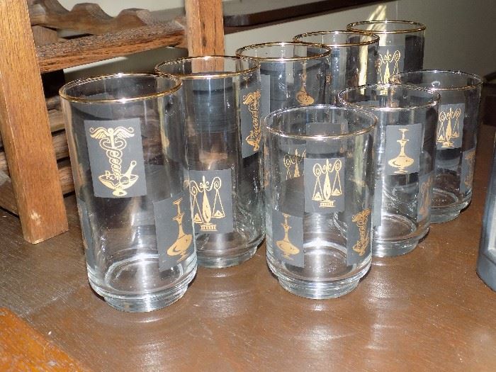 Vintage Apothecary themed drinkware