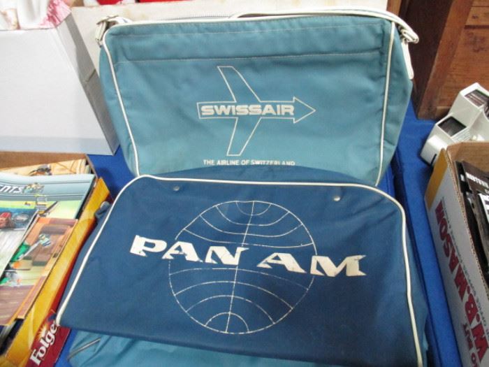 Vintage airline Pan AM flight bag