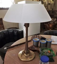 Lightolier table lamp - condition issues on top of lamp shade