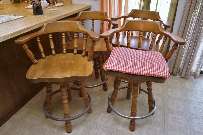 Set of 4 maple bar stools
