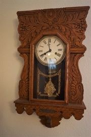 Wall mount kitchen clock