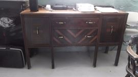  BEAUTIFUL VINTAGE INLAID BUFFET/SIDEBOARD
