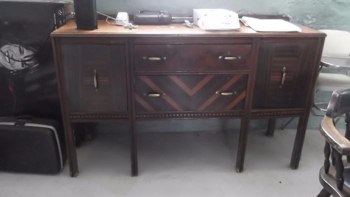  BEAUTIFUL VINTAGE INLAID BUFFET/SIDEBOARD