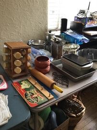 Kitchen and bakeware 