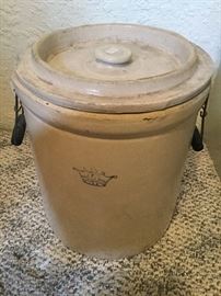 Large crock with lid