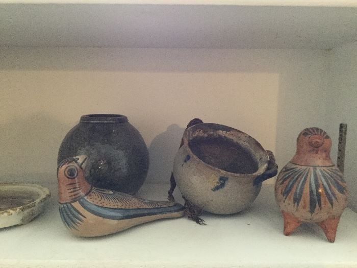 Mexican pottery 