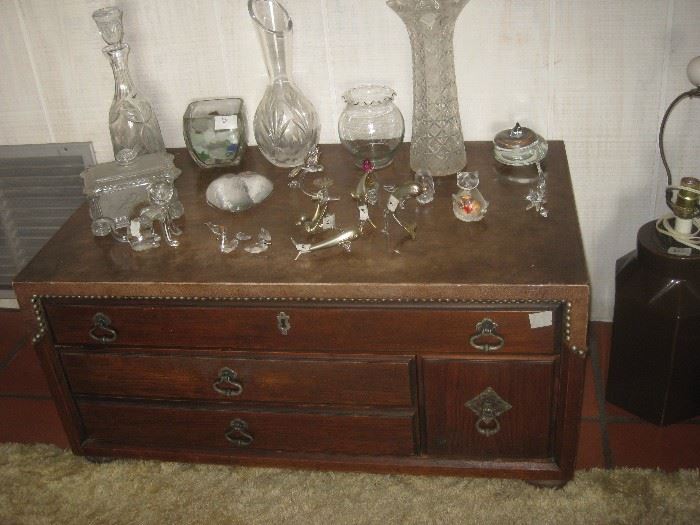 Lovely old trunk/chest and glassware