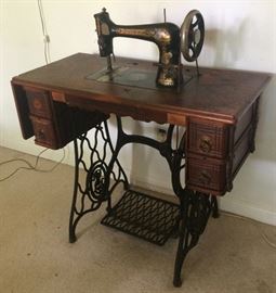 Antique Singer Sewing Machine and Cabinet