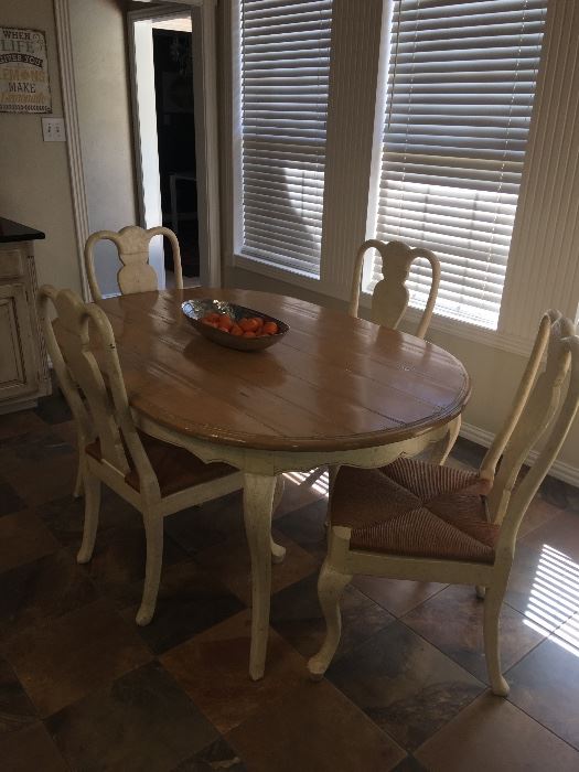 Vintage look dining table with Queen Ann style chairs