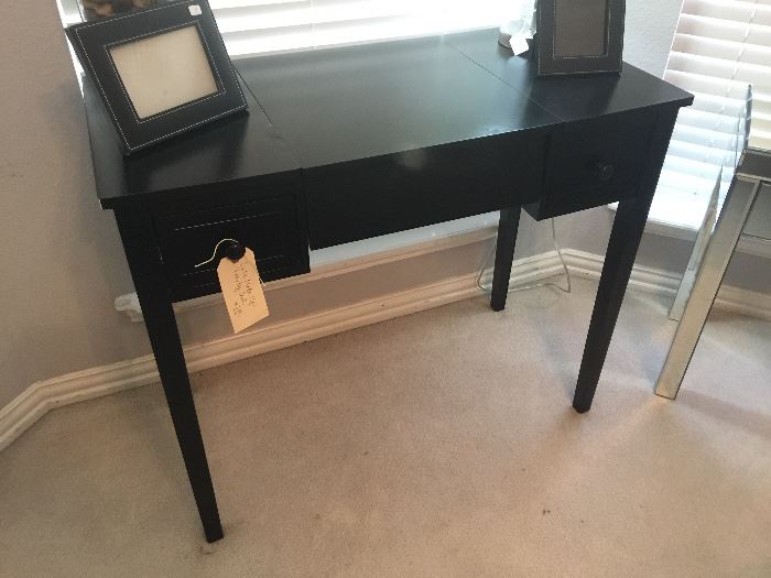 Cute vanity with top opening and mirror