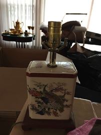 Oriental Porcelain Chinoiserie Floral Tea Lamp