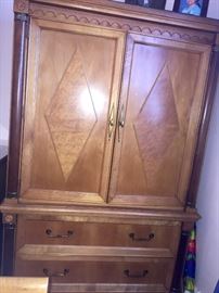 Stanley Tall Chest w/Drawers
