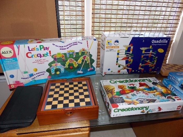 Games, Chess, Alex Croquet Set, Quadrilla Twist & Rail, Lego Creationary