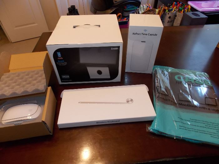 Apple ALL NEW IN BOX - Wireless keyboard, Airport Time Capsule, Mouse, Mac Stand, Mac Book case