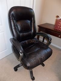 Leather Lane Office Chair