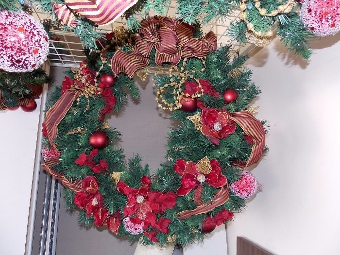 Front Gate Christmas Wreath (very large)