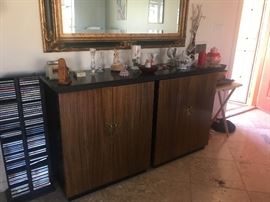 unique unit with two bottom pieces and a nice top that curves up at both ends. 