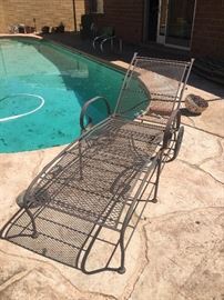 Vintage lounge chair