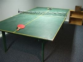 Ping pong table
