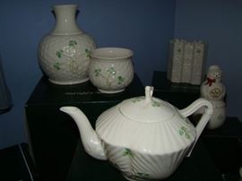 Belleck China