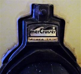 Renken Boat w/ 165HP Inboard/Outboard Motor & EZ Loader Trailer