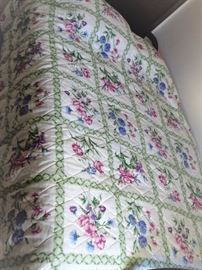 Quilts & Comforters