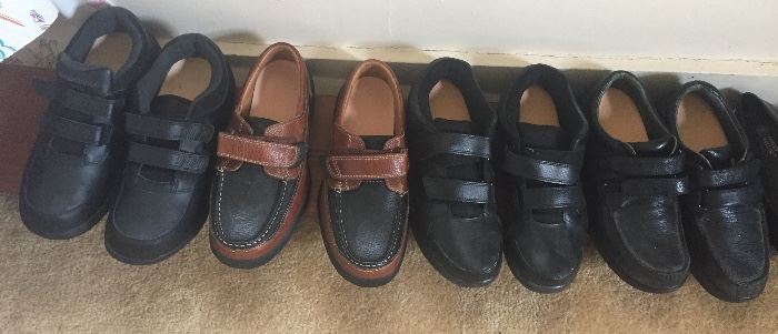 Size1"1/2 wide orthopedic men's shoes. Three pair never worn.