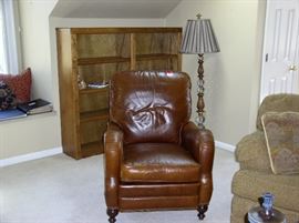 LEATHER RECLINER
