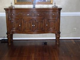 BEAUTIFUL WOOD BUFFET