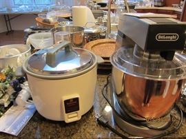 LOTS OF SMALL APPLIANCES