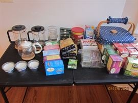 NICE LONGABERGER CAKE/PIE TAKER BASKET