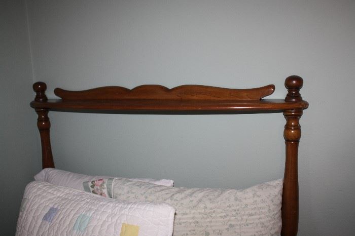 DETAIL ON TWIN BEDS