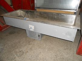 refrigerated salad bar (runs)