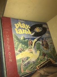 LOTS OF VINTAGE VINYL RECORDS