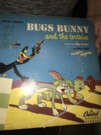 LOTS OF VINTAGE VINYL RECORDS