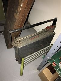 VINTAGE SCALE