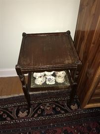 SIDE TABLE