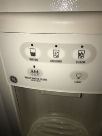 GENERAL ELECTRIC REFRIGERATOR MODEL NO. GSS25QGPA