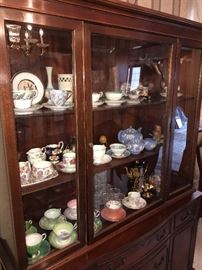 COLLECTIBLE FINE CHINA TEACUPS