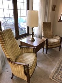TWO STRIPED CHAIRS AND TABLE WITH LAMP