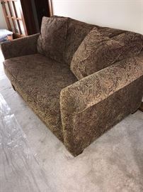 JACQUARD FABRIC LOVE-SEAT WITH PULL-OUT SLEEPER