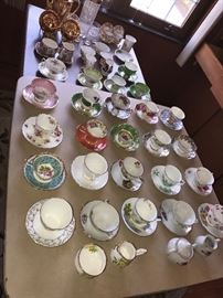 COLLECTIBLE FINE CHINA TEACUPS