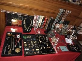 MORE COSTUME JEWELRY!