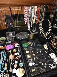 TONS OF COSTUME JEWELRY -RINGS, EARRINGS, BRACELETS, NECKLACES, BROOCHES, CUFFLINKS AND MORE
