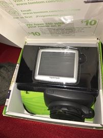 TOMTOM NAVIGATION SYSTEM