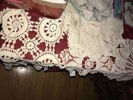 VINTAGE LINENS