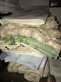 VINTAGE LINENS