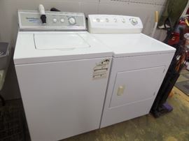 Speed Queen comercial extra heavy duty washer with a stainless steel drum pluse a Frigidaire commercial heavy duty dryer. The pair is in good condition. 