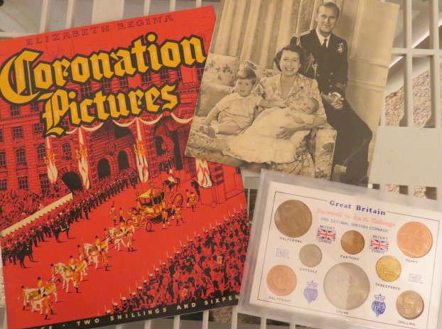 Elizabeth Regina Coronation Pictures, Royal Family Christmas Card, Great Britain Farewell to L.s.d. Coinage Pre Decimal British Coinage