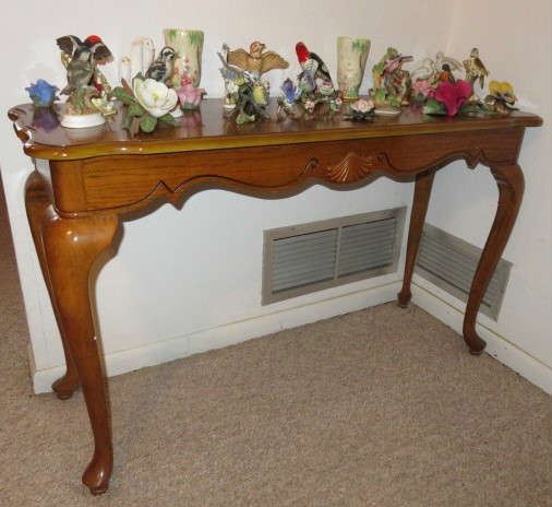 Oak Console Table, Bird/Flower Figurines